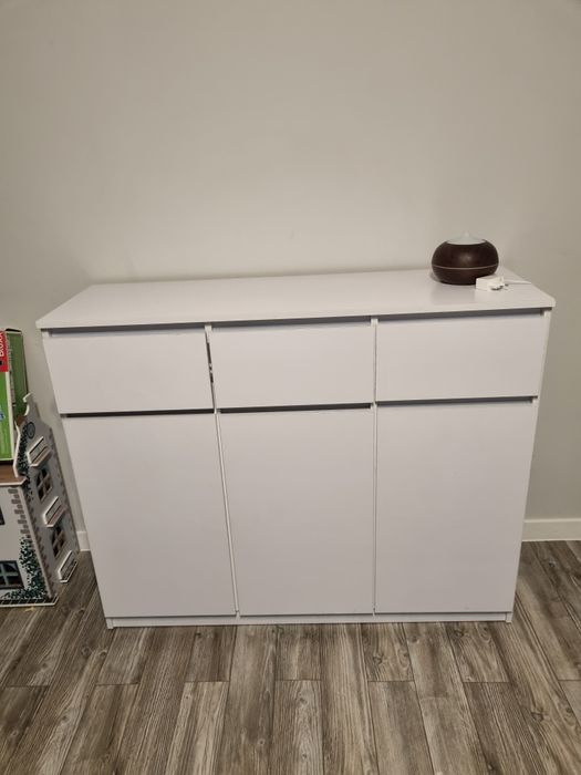 Sprzedam komodę stan bdb -