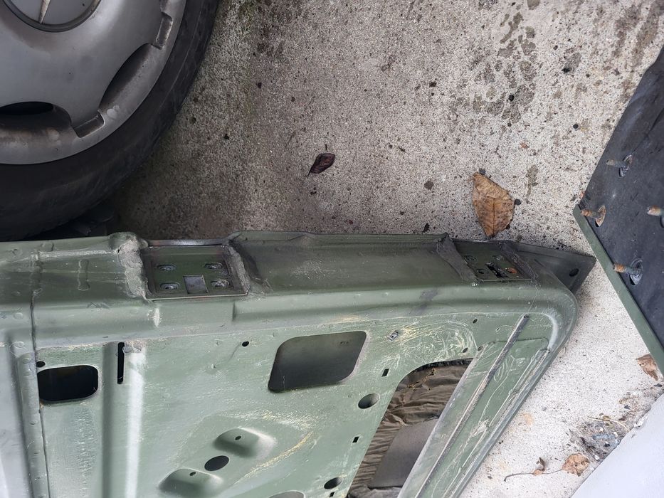 Mercedes G 460 461 Wolf Drzwi Przednie Lewe