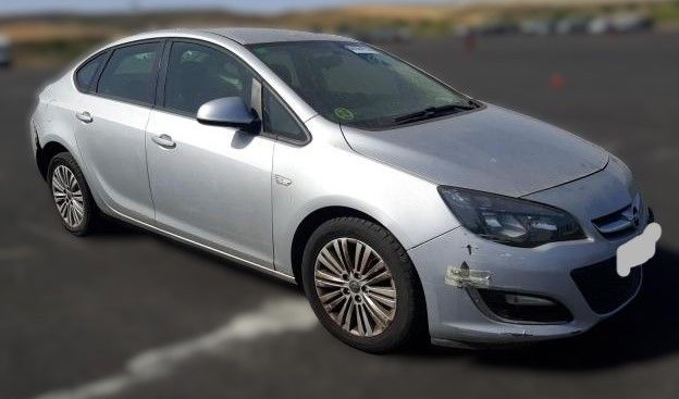 Peças Opel Astra J Saloon 2012 A 2016