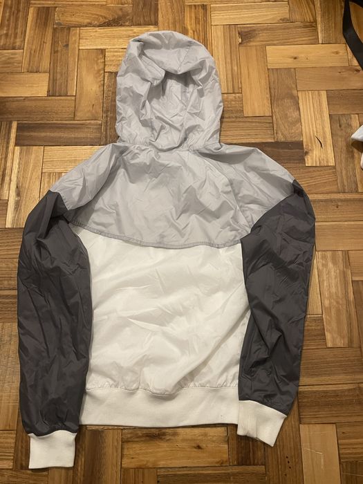 Casaco Corta Vento Nike