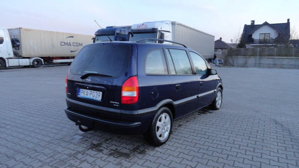 Hak Zaczep Przyczepki Opel Zafira A demontaż