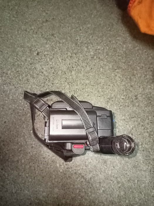 Відеокамера Panasonic vx37, модель NV-VX37EN