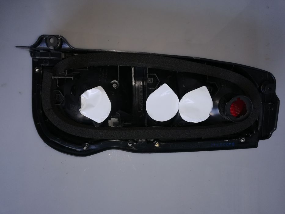 Farol farolim trás esquerdo direito Toyota Hiace de 1996 a 2007 (NOVO)