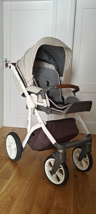 Wózek dziecjęcy Roan Bass Soft 2w1