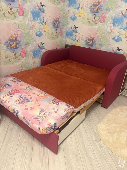 Диван-ліжко дитяче