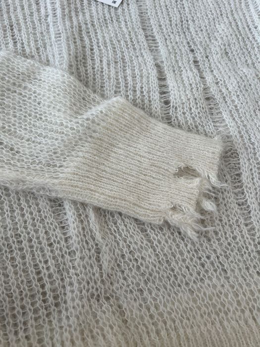 Тонкий трендовий светр