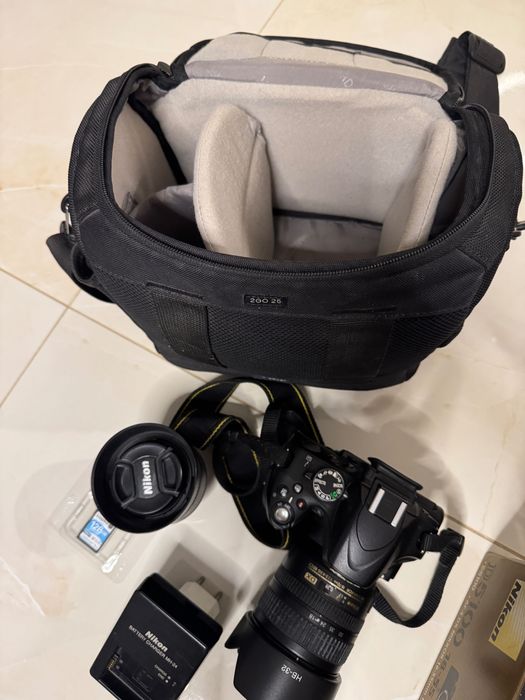 Фотоапарат Nikon D5100 + 35mm f/1.8G + 18-70mm ED (повний комплект)