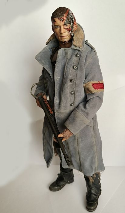 Marcus Wright Hot Toys