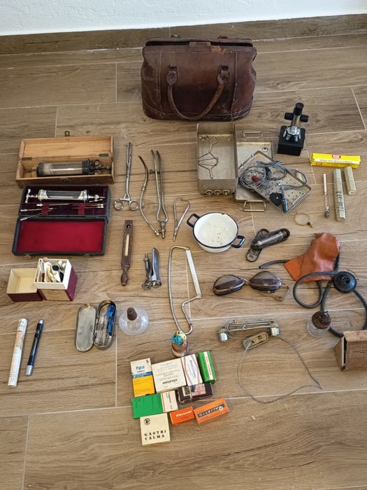 kit médico antigo