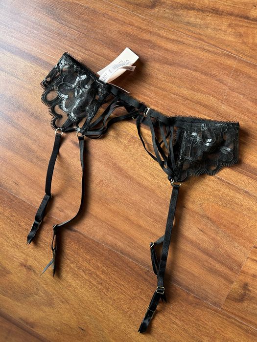 Pas do pończoch victoria secret 38/40