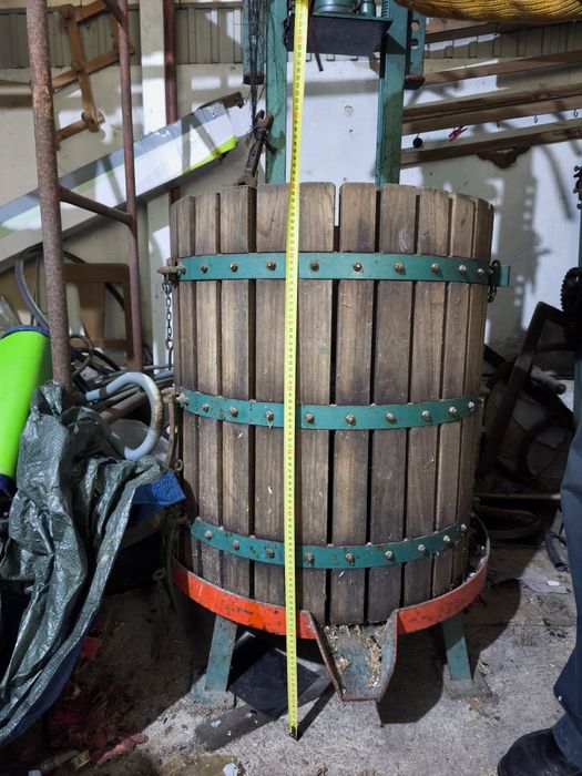 Prensa para uvas com hidráulico + esmagador