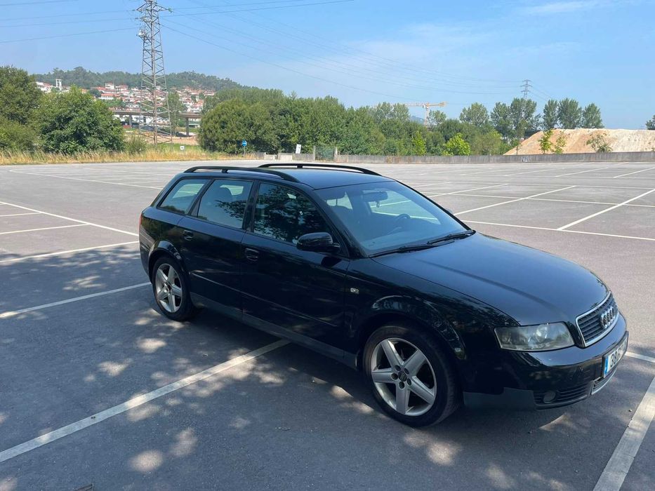 Vendo Audi A4 Avant 1.9 TDI de 2002 com caixa 6 vel.