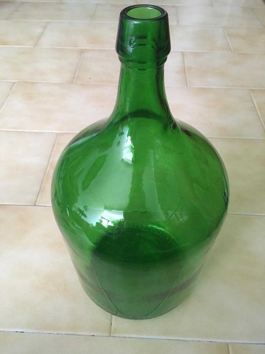 Large Wine Bottle438836083389245441