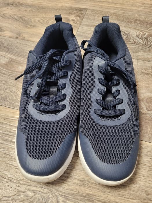 Кросівки 41 розмір Esmara.кроссовки 41 размер