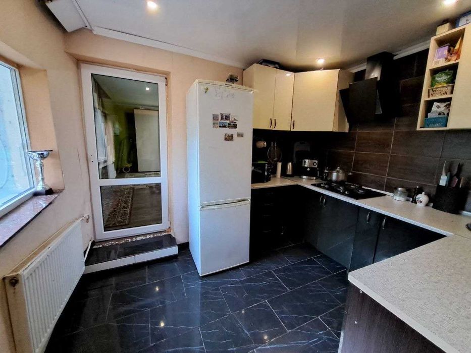 Продаж будинку в с. Бобриця