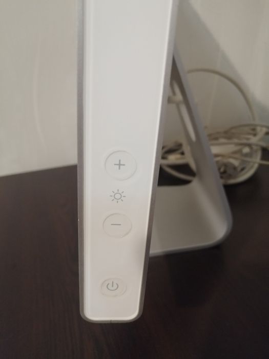 Монитор Apple Cinema Display 20"