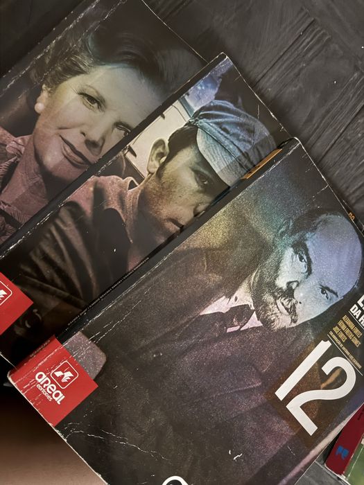 Livros de escolar do 12 ano de escolaridade