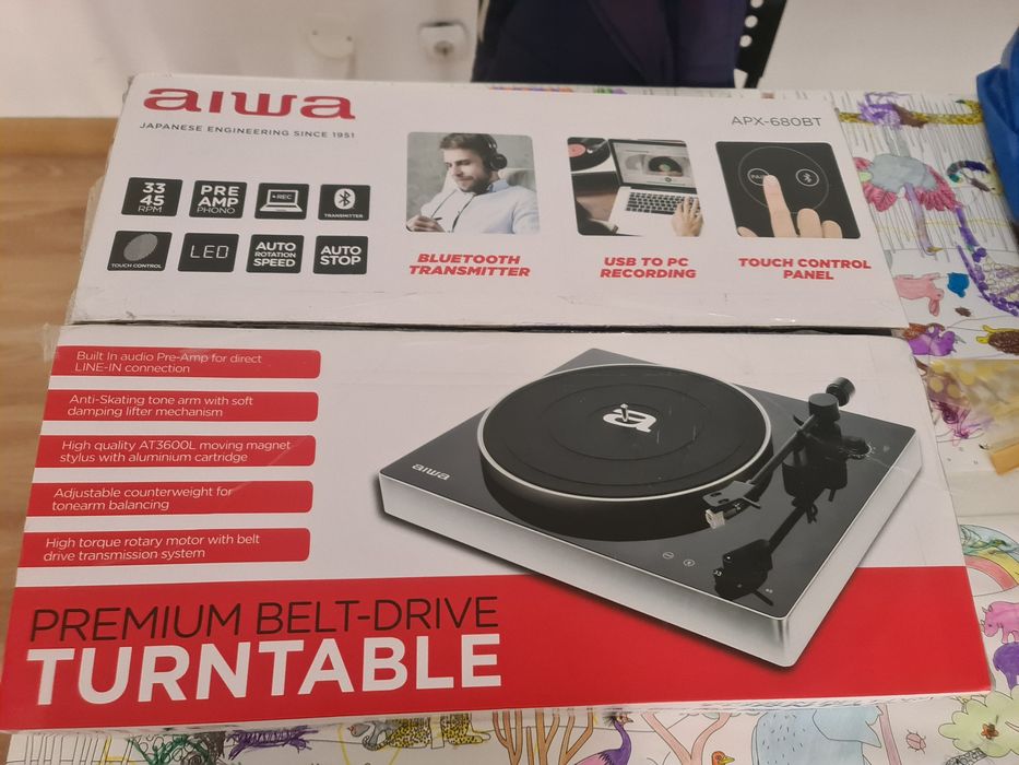 Gira-Discos Aiwa APX-680BT Bluetooth – NOVO