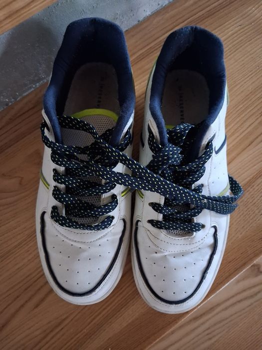 Buty sportowe chłopięce Reserved rozm.36