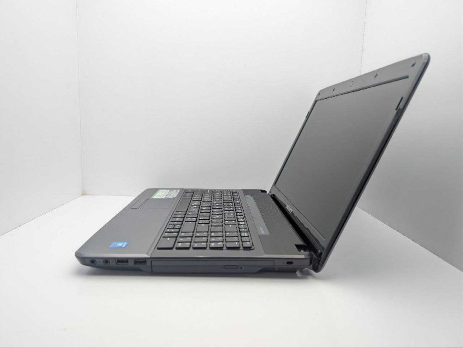 Gigabyte Q2532 intel i3-2348M Ram:8Gb HDD:320Gb Intel HD Graphics 15.6