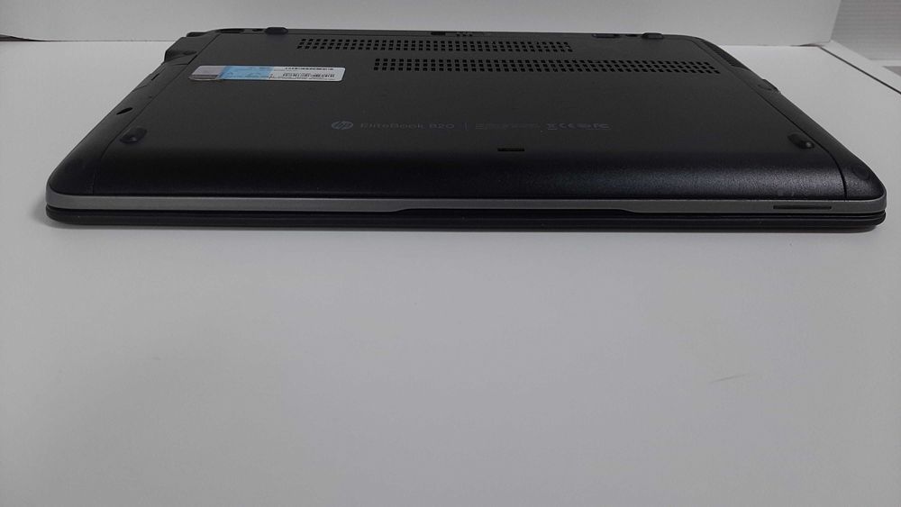 Ноутбук HP EliteBook 820(i5-5300U/RAM 8GB/SSD 180GB)