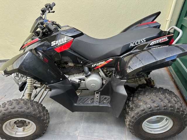 Moto 4 Access Motor 250cc