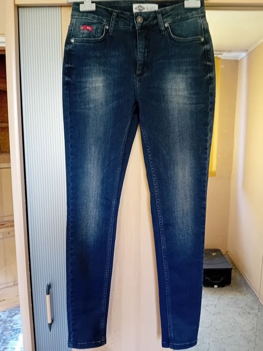 Sprzedam spodnie typu rurki