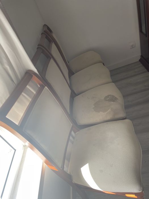 Mesa com cadeiras