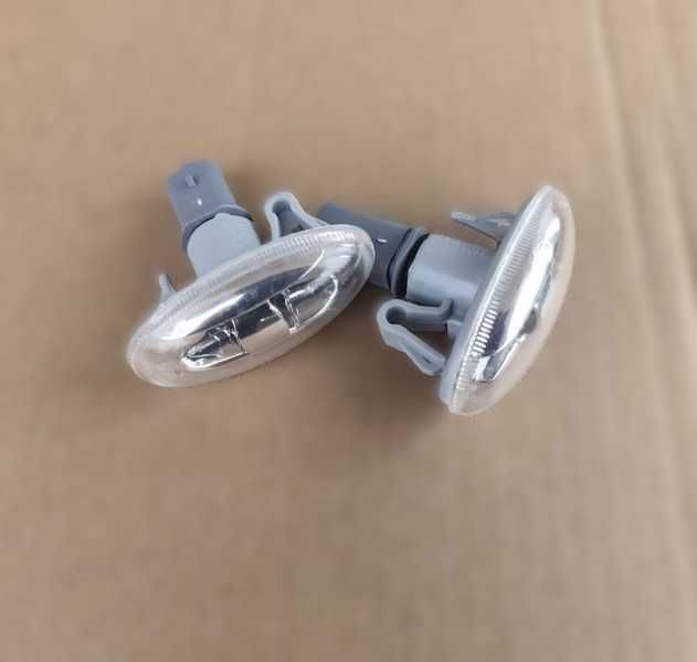 Kierunkowskaz migacz x2 Peugeot Partner Expert 107, 1007, 206, 307 407