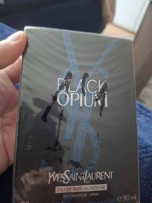 Nowe zafoliowane damskie perfumy