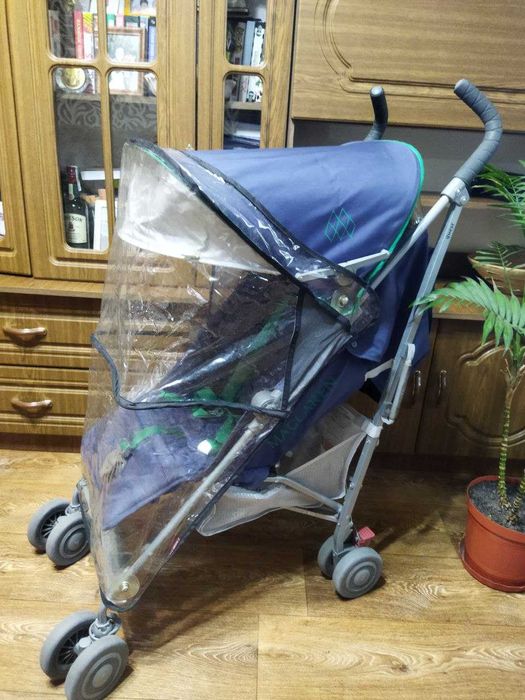 Коляска-трость Maclaren + дождевик
