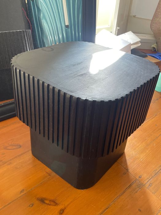 Mesa de apoio quarto/sala themasie