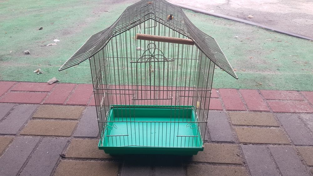 Клетка для попугая.
