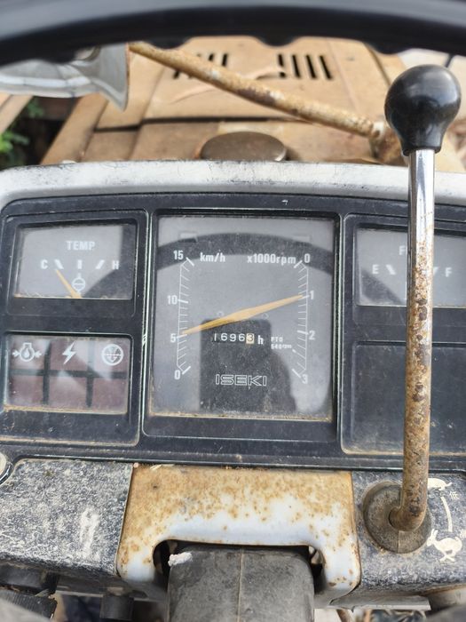 Trator Iseki 21cv