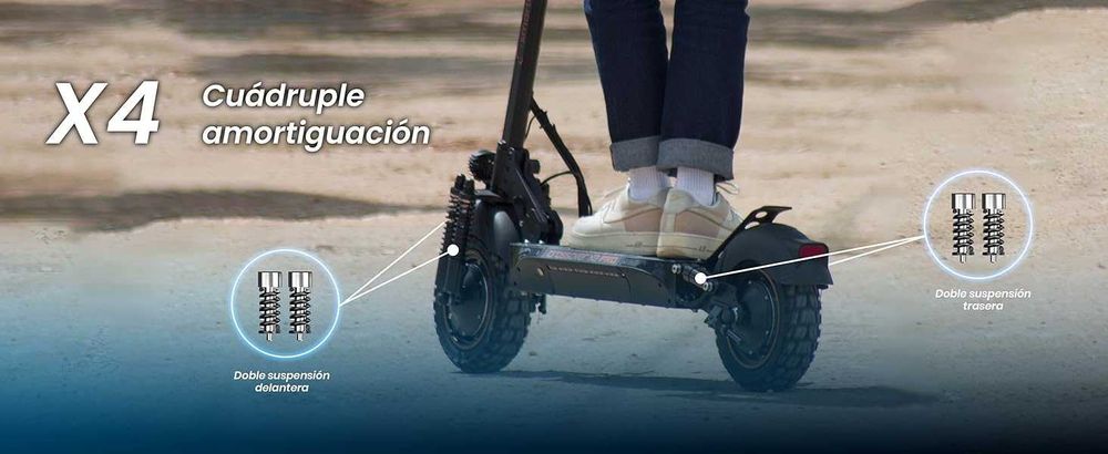 Vende-se trotinete SMARTGYRO, modelo de grande potencia CROSSOVER DUAL PRO ("Olá, a trotinete é entregue presencialmente em Leiria.")