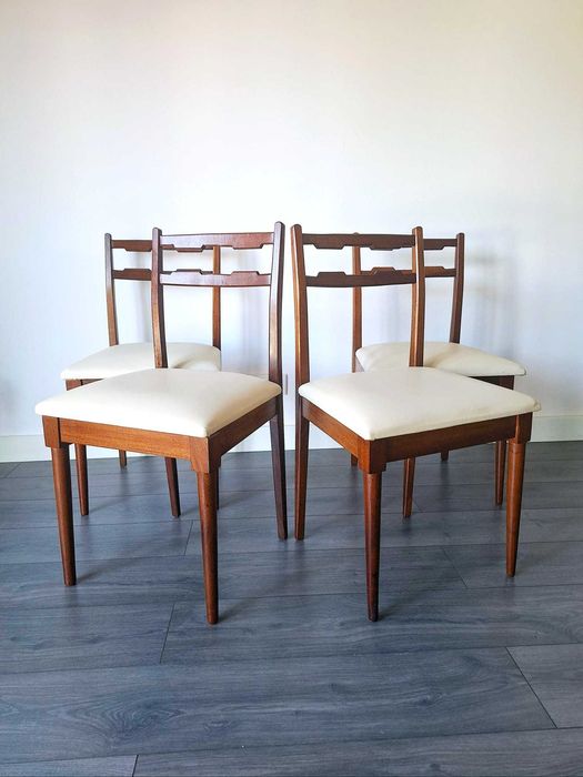 CONJUNTO DE CADEIRAS VINTAGE Mid-Century Modern (Estilo Escandinavo) Vintage chairs