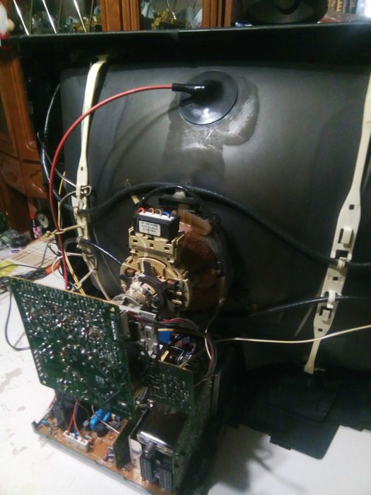 Телевизор SONY- KV29C1R