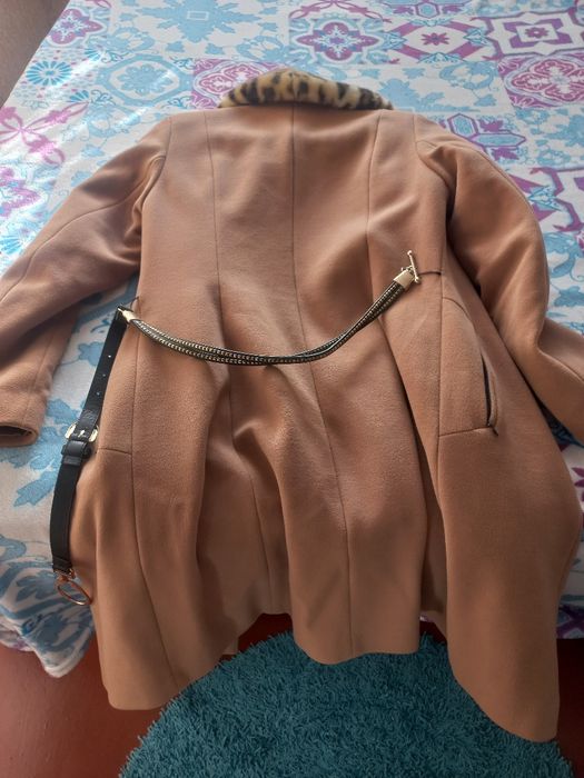 Пальто зимове,тепле,хто купить не пошкодує