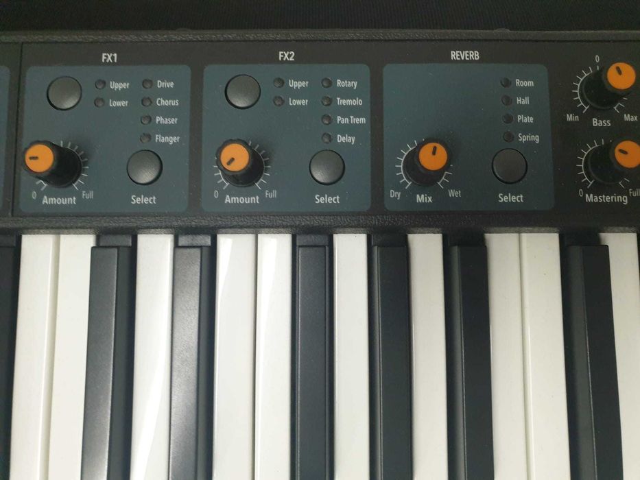 Studiologic Numa Compact 2474381589908049924