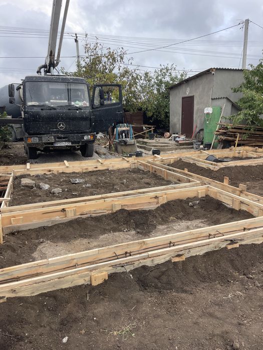 Заливка фундамента в Киеве