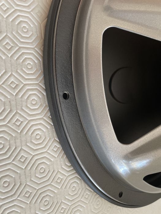Subwoofer JL Audio 12W3 v3 NOVO