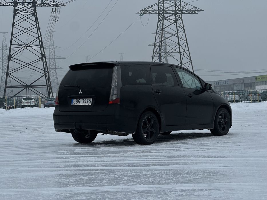 Mitsubishi grandis,митсубиси,грандис,7 мест