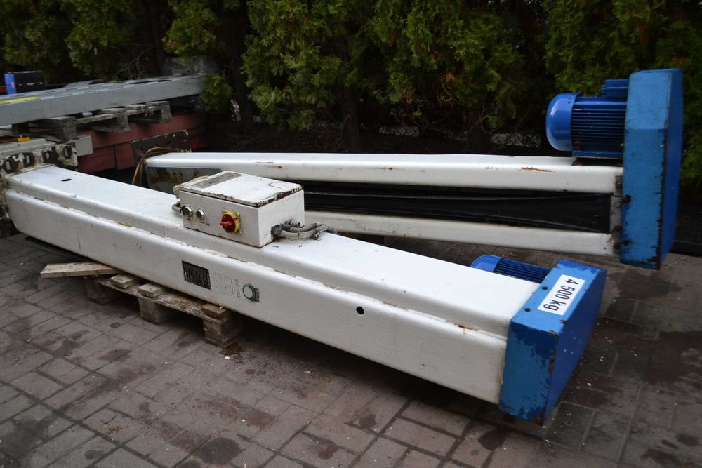 Podnośnik dwukolumnowy CAR LIFT OSTRÓW WLKP,śrubowy,na ramie,4500kg