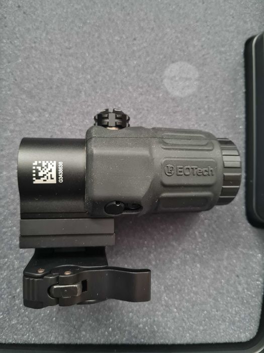 Kolimator holograficzny Eotech HHS XPS 3-2 + G33 blemished holo sight