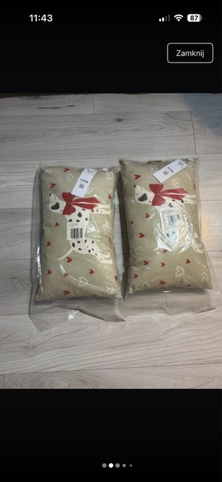 Poduszki z pieskiem nowe z metką