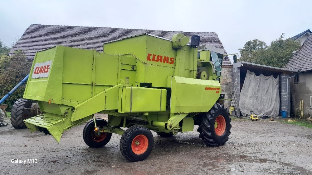 Claas Dominator 85