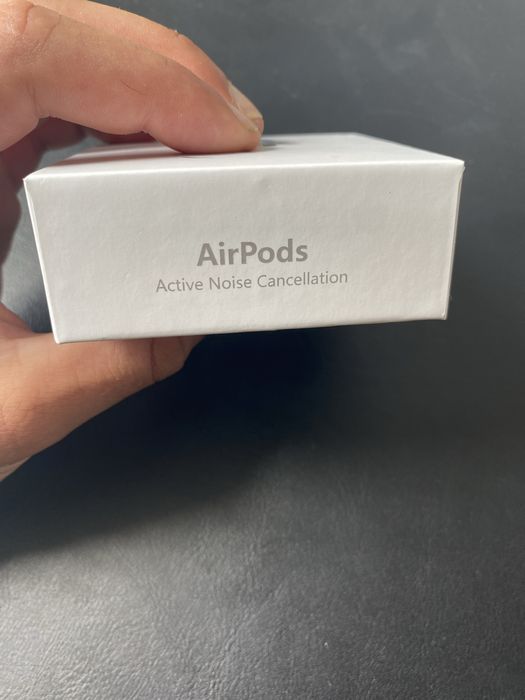 Air Pods 4 ( cancelamento de ruído)