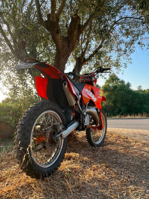 Reservado/Vendo Mota KTM 125