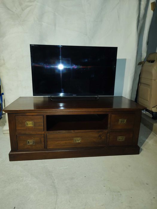Komoda drewniana pod rtv