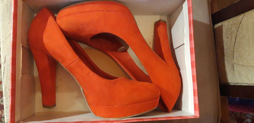 Piękne buty na wygodnych choć wysokich obcasach